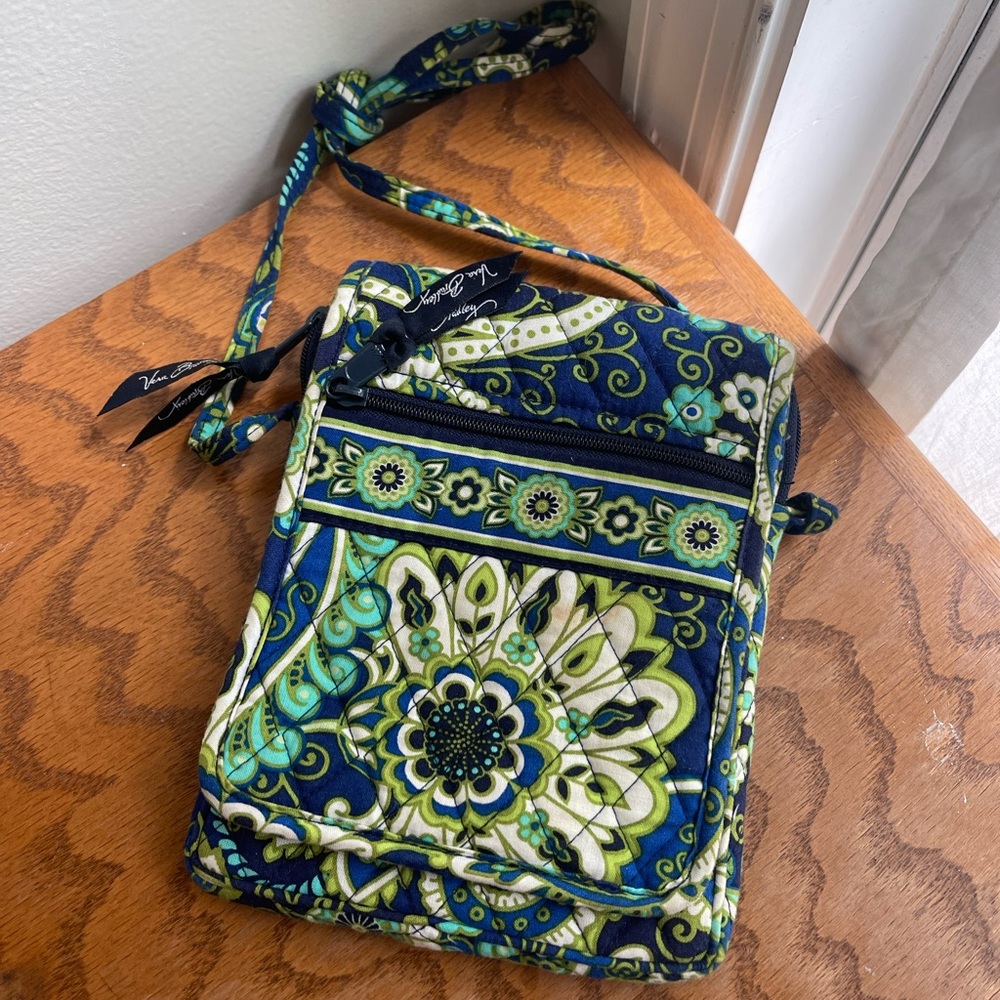 Vera Bradley RARE Rhythm and Blues Crossbody Bag
